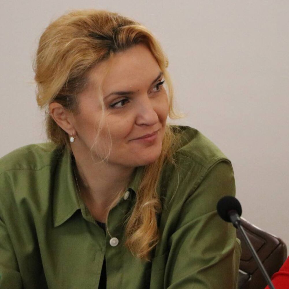 Олена Абрамюк